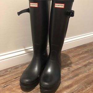 Barely Worn Hunter Boots (black) - size 12